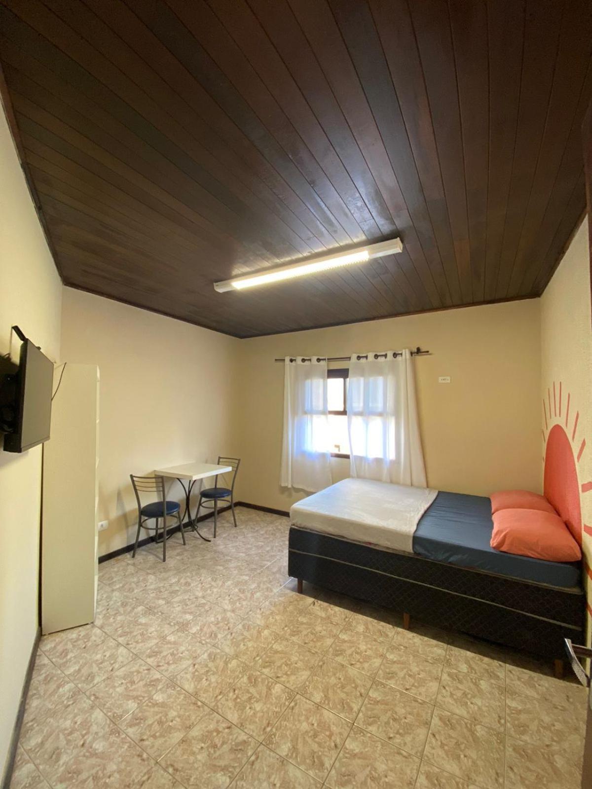 Meraki Hostel E Turismo Paranaguá Eksteriør bilde